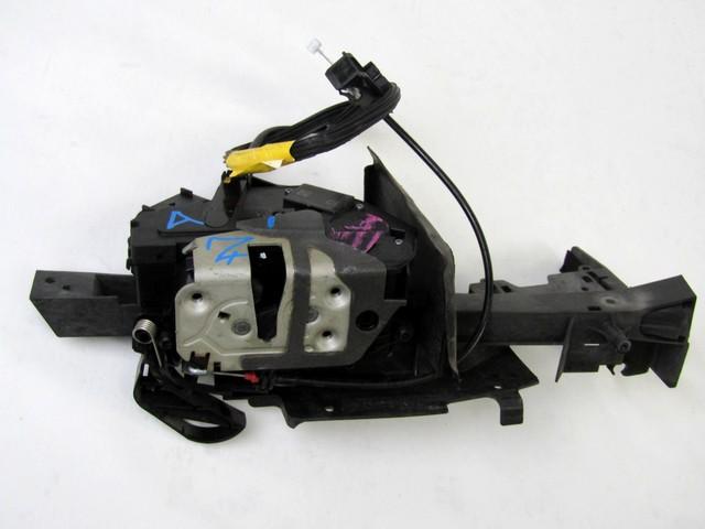 CENTRALNI ZAKLEP SPREDNJIH VRAT  OEM N. AM5A-U21812-BE ORIGINAL REZERVNI DEL FORD CMAX GRAND CMAX MK2 DXA-CB7 DXA-CEU (2010 - 03/2015) DIESEL LETNIK 2014