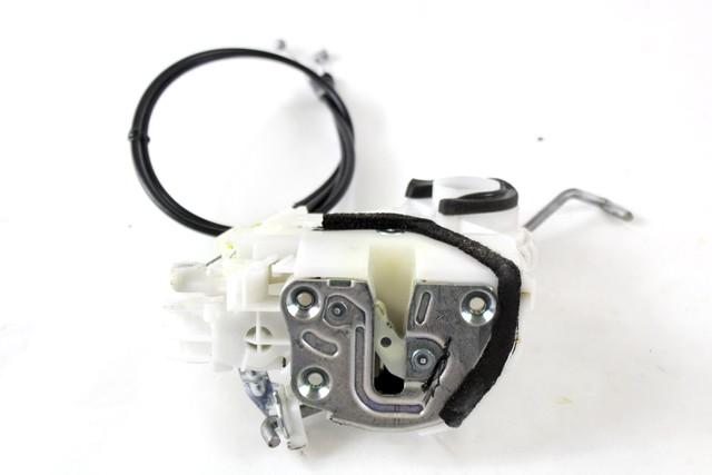 CENTRALNI ZAKLEP SPREDNJIH VRAT  OEM N. 82201-54P20 ORIGINAL REZERVNI DEL SUZUKI VITARA MK3 LY (2015 - 2018) BENZINA LETNIK 2015