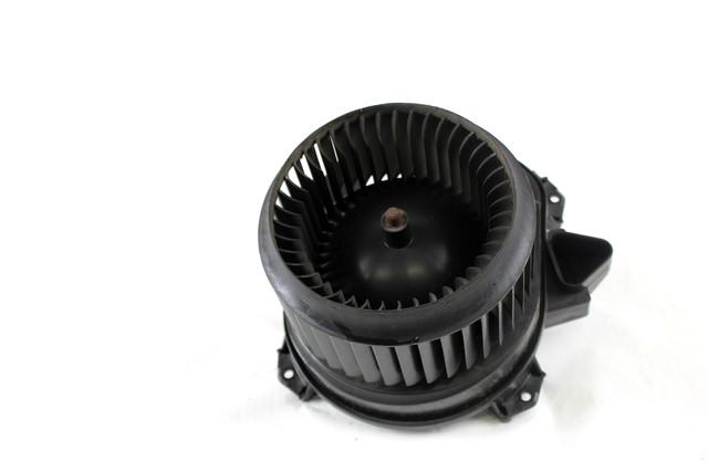 VENTILATOR  KABINE  OEM N. A2469064200 ORIGINAL REZERVNI DEL MERCEDES CLASSE A W176 (2012 - 2018)BENZINA LETNIK 2014