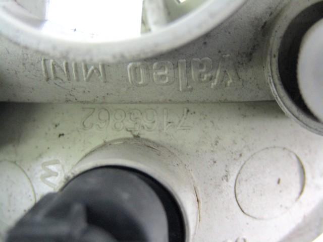 SPREDNJI INDIKATOR OEM N. 7165862 ORIGINAL REZERVNI DEL MINI ONE / COOPER / COOPER S R50 R52 R53 (2001-2006) DIESEL LETNIK 2006