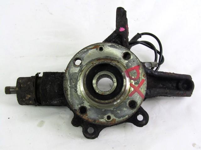 VRTLJIVI LEZAJ DESNO / PESTO KOLESA Z LEZAJEM SPREDAJ OEM N. 364796 ORIGINAL REZERVNI DEL PEUGEOT 308 4A 4B 4C 4E 4H MK1 BER/SW/CC (2007 - 2013) DIESEL LETNIK 2009