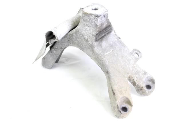 NOSILCI MOTORJA/DRUGO OEM N. 8K0199308CA ORIGINAL REZERVNI DEL AUDI Q5 8R B8 (10/2008 - 06/2012) DIESEL LETNIK 2010