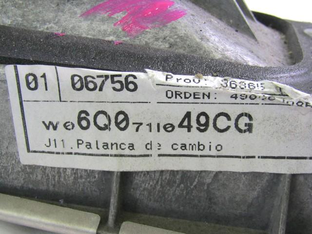 MEHANIZEM VZVODA ROCNEGA MENJALNIKA OEM N. 6Q0711049CG ORIGINAL REZERVNI DEL SEAT IBIZA 6J5 6P1 MK4 BER/SW (2008 - 2012)BENZINA LETNIK 2009