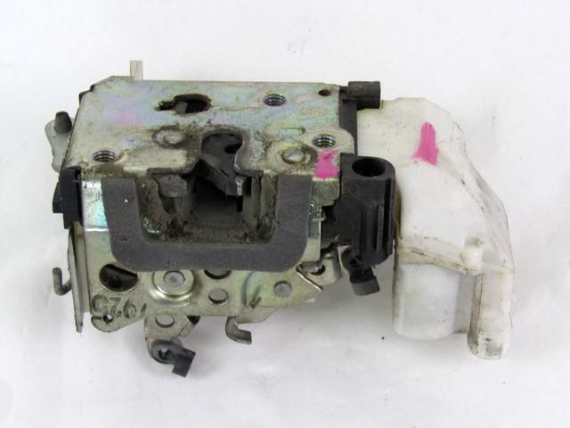 CENTRALNI ZAKLEP SPREDNJIH VRAT  OEM N. 46535997 ORIGINAL REZERVNI DEL FIAT PUNTO 188 MK2 R (2003 - 2011) DIESEL LETNIK 2005