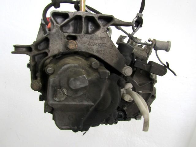 ROCNI MENJALNIK OEM N. 55203290 01 CAMBIO MECCANICO ORIGINAL REZERVNI DEL FIAT PUNTO 188 MK2 R (2003 - 2011) DIESEL LETNIK 2005