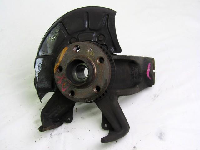 VRTLJIVI LEZAJ DESNO / PESTO KOLESA Z LEZAJEM SPREDAJ OEM N. 1J0407256AH ORIGINAL REZERVNI DEL VOLKSWAGEN NEW BEETLE 9C1 1C1 1Y7 (1999 - 2006) DIESEL LETNIK 2004