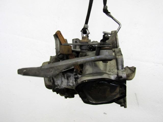 ROCNI MENJALNIK OEM N. 55565177 01 CAMBIO MECCANICO ORIGINAL REZERVNI DEL OPEL CORSA D S07 (2006 - 2011) BENZINA LETNIK 2007