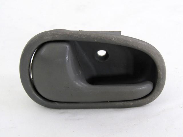 NOTRANJA KLJUKA  OEM N. 0K30B5933008 ORIGINAL REZERVNI DEL KIA RIO MK1 DC (2000 - 2005)BENZINA LETNIK 2001