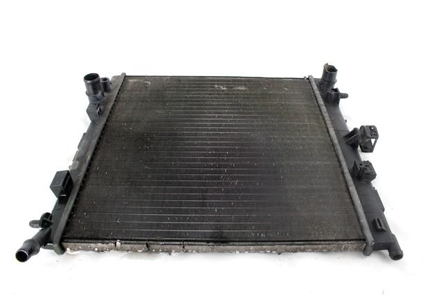 RADIATOR VODE OEM N. 9680239580 ORIGINAL REZERVNI DEL PEUGEOT 1007 KM (2005 - 2010)BENZINA LETNIK 2008