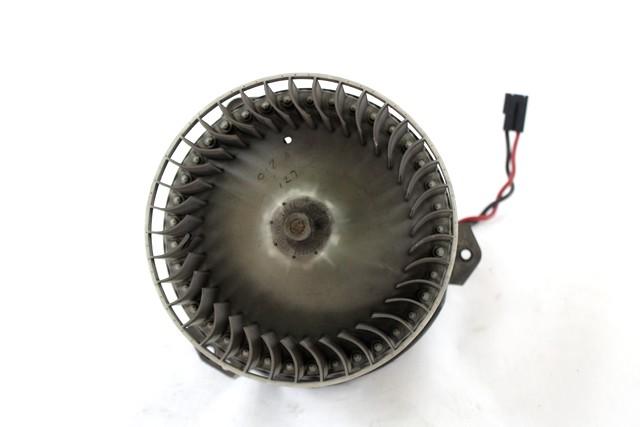 VENTILATOR  KABINE  OEM N. AY166100-0366 ORIGINAL REZERVNI DEL CHRYSLER VOYAGER/GRAN VOYAGER RG RS MK4 (2001 - 2007) DIESEL LETNIK 2007