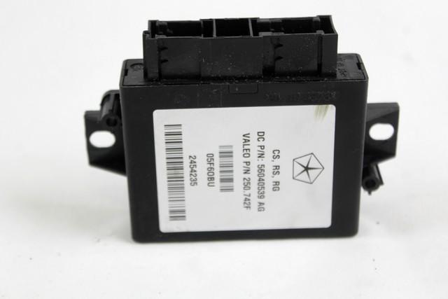 ECU PARKIRNI SENZORJI OEM N. 56040539AG ORIGINAL REZERVNI DEL CHRYSLER VOYAGER/GRAN VOYAGER RG RS MK4 (2001 - 2007) DIESEL LETNIK 2007