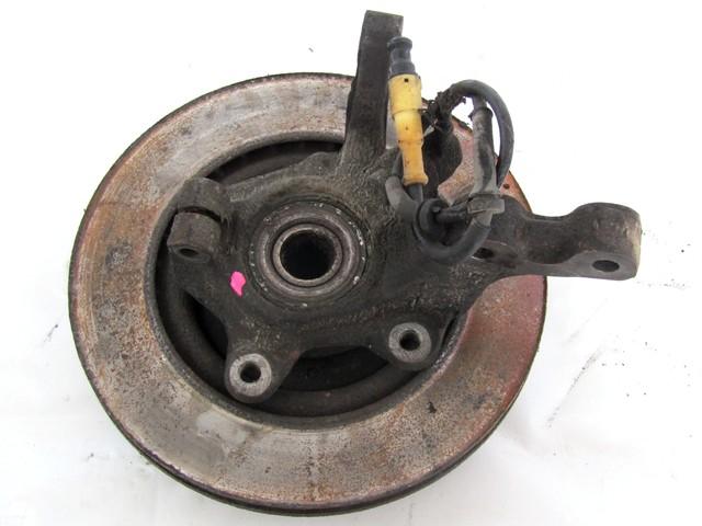 LEVI VRTLJIVI LEZAJ / PESTO KOLESA Z LEZAJEM SPREDAJ OEM N. 8200207307 ORIGINAL REZERVNI DEL RENAULT CLIO BB CB MK2 R / CLIO STORIA (05/2001 - 2012) BENZINA LETNIK 2002