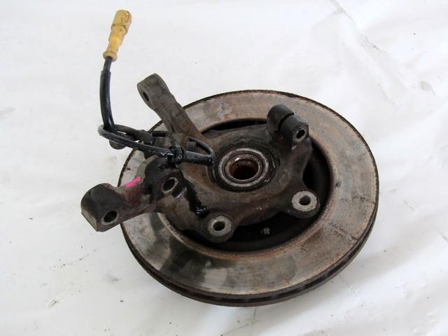 VRTLJIVI LEZAJ DESNO / PESTO KOLESA Z LEZAJEM SPREDAJ OEM N. 8200207313 ORIGINAL REZERVNI DEL RENAULT CLIO BB CB MK2 R / CLIO STORIA (05/2001 - 2012) BENZINA LETNIK 2002