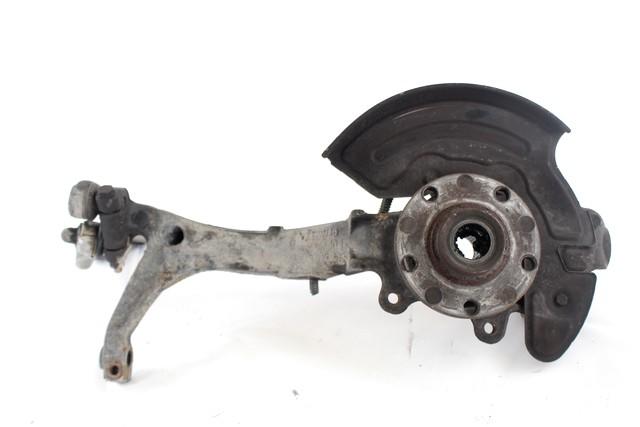 VRTLJIVI LEZAJ DESNO / PESTO KOLESA Z LEZAJEM SPREDAJ OEM N. 8D0407258AP ORIGINAL REZERVNI DEL VOLKSWAGEN PASSAT B5.5 3B3 3B6 3BG R BER/SW (11/2000 - 2005) DIESEL LETNIK 2003