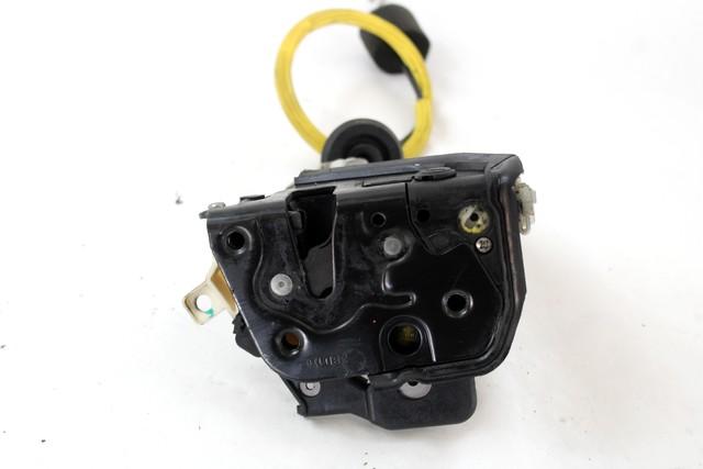 CENTRALNO ZAKLEPANJE ZADNJIH DESNIH VRAT OEM N. 4F0839016J ORIGINAL REZERVNI DEL AUDI A6 C6 R 4F2 4FH 4F5 BER/SW/ALLROAD (10/2008 - 2011) DIESEL LETNIK 2011