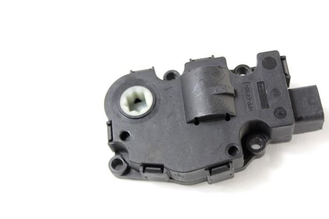 MOTORCEK OGREVANJA OEM N. 929888G ORIGINAL REZERVNI DEL BMW SERIE 1 BER/COUPE/CABRIO E81/E82/E87/E88 LCI R (2007 - 2013) DIESEL LETNIK 2008