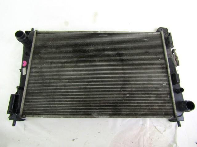 RADIATOR VODE OEM N. 51936040 ORIGINAL REZERVNI DEL FIAT GRANDE PUNTO 199 (2005 - 2012) DIESEL LETNIK 2009