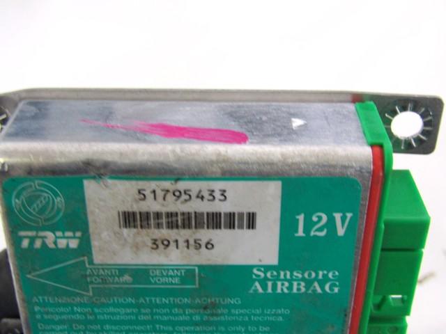 KIT AIRBAG KOMPLET OEM N. 18899 KIT AIRBAG COMPLETO ORIGINAL REZERVNI DEL FIAT GRANDE PUNTO 199 (2005 - 2012) DIESEL LETNIK 2009