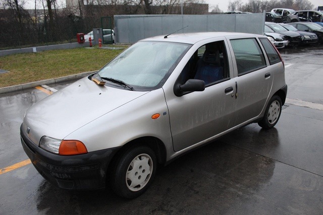 FIAT PUNTO 1.1 B 40KW 5P 5M (1999) RICAMBI IN MAGAZZINO