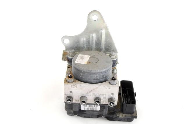 ABS AGREGAT S PUMPO OEM N. 51859235 ORIGINAL REZERVNI DEL FIAT 500 CINQUECENTO 312 MK3 (2007 - 2015) BENZINA LETNIK 2010