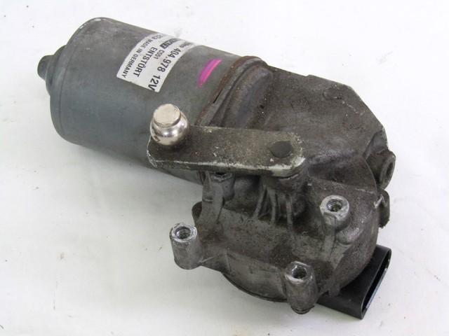 MOTORCEK PREDNJIH BRISALCEV OEM N. 52061796 ORIGINAL REZERVNI DEL FIAT PUNTO 199 MK3 (2011 - 2017)BENZINA/METANO LETNIK 2012