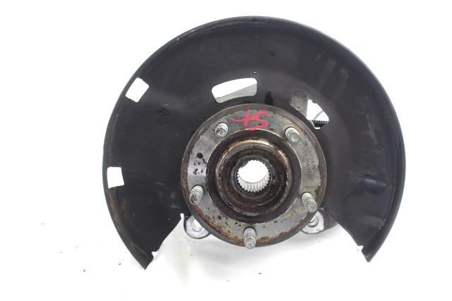 VRTLJIVI LEZAJ DESNO / PESTO KOLESA Z LEZAJEM SPREDAJ OEM N. 13319483 ORIGINAL REZERVNI DEL OPEL ASTRA J P10 5P/3P/SW (2010 - 2015) DIESEL LETNIK 2013