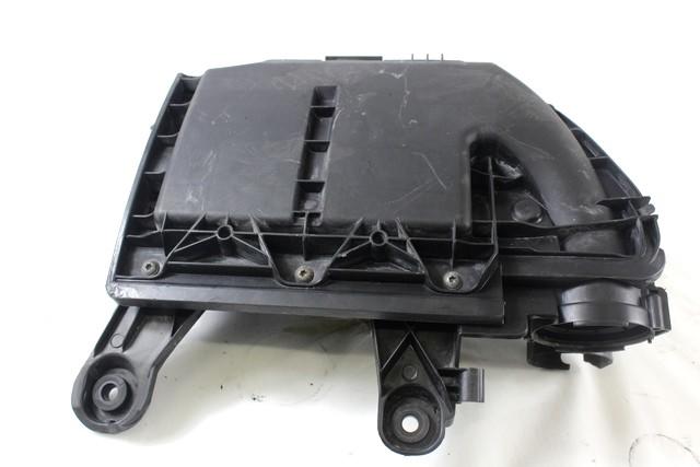 FILTAR ZRAKA OEM N. 9673061080 ORIGINAL REZERVNI DEL PEUGEOT 5008 0U 0E MK1 (2009 - 2013) DIESEL LETNIK 2012