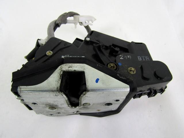 CENTRALNI ZAKLEP SPREDNJIH VRAT  OEM N. 51217011244 ORIGINAL REZERVNI DEL BMW SERIE 3 E46 BER/SW/COUPE/CABRIO LCI R (2002 - 2005) DIESEL LETNIK 2002