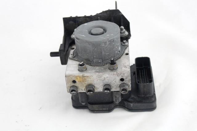 ABS AGREGAT S PUMPO OEM N. 51965448 ORIGINAL REZERVNI DEL FIAT PANDA 319 (DAL 2011) DIESEL LETNIK 2015