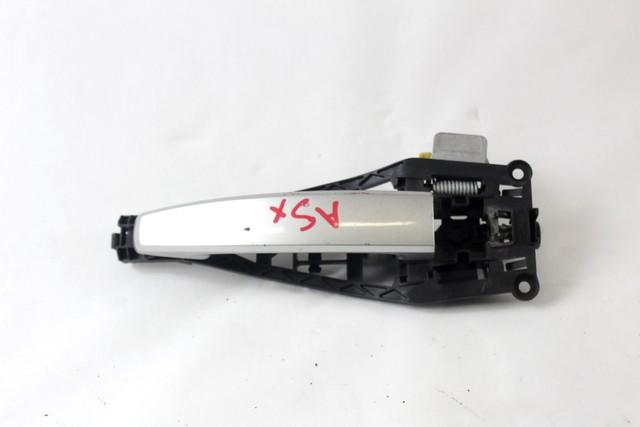 ZUNANJA KLJUKA SPREDNJA LEVA VRATA OEM N. 13255661 ORIGINAL REZERVNI DEL OPEL CORSA D S07 (2006 - 2011) BENZINA LETNIK 2006