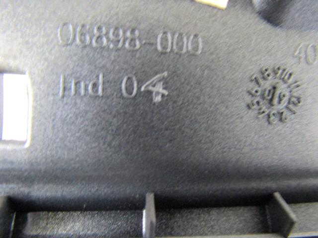 ARMATURNA PLO?CA OEM N. 8A61-18A802-AGW ORIGINAL REZERVNI DEL FORD FIESTA CB1 CNN MK6 (09/2008 - 11/2012) BENZINA/GPL LETNIK 2009