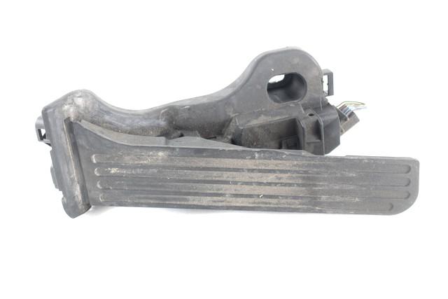 PEDALI OEM N. 1K1721503P ORIGINAL REZERVNI DEL VOLKSWAGEN GOLF V 1K1 1K5 MK5 BER/SW (02/2004-11/2008) BENZINA LETNIK 2005