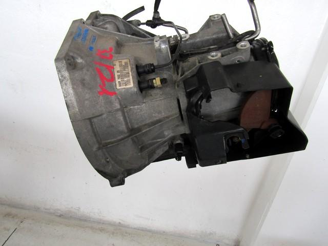 ROCNI MENJALNIK OEM N. 8A6R-7002-EB CAMBIO MECCANICO ORIGINAL REZERVNI DEL FORD FIESTA CB1 CNN MK6 (09/2008 - 11/2012) DIESEL LETNIK 2010