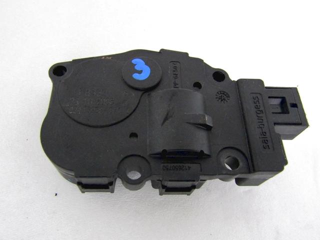 MOTORCEK OGREVANJA OEM N. CZ113930-0711 ORIGINAL REZERVNI DEL BMW SERIE 3 BER/SW/COUPE/CABRIO E90/E91/E92/E93 (2005 -2009) DIESEL LETNIK 2006