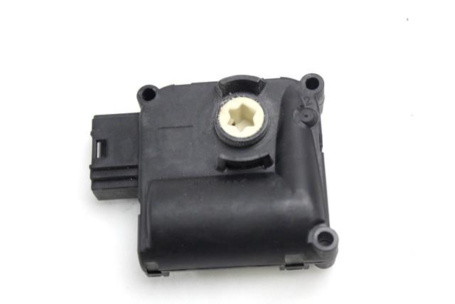 MOTORCEK OGREVANJA OEM N. 4F0820511B ORIGINAL REZERVNI DEL AUDI A6 C6 4F2 4FH 4F5 BER/SW/ALLROAD (07/2004 - 10/2008) DIESEL LETNIK 2005