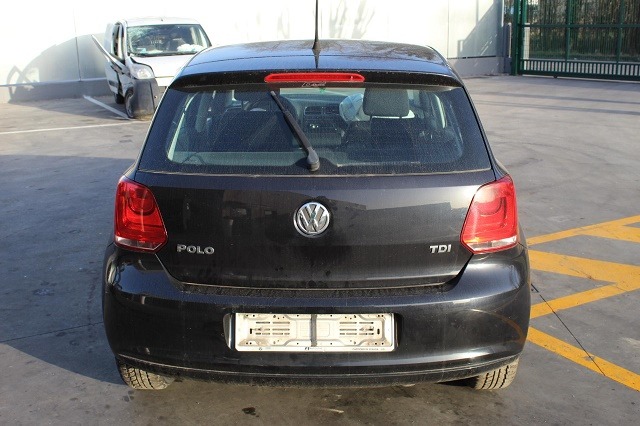 VOLKSWAGEN POLO 1.6 D 55KW 5M 5P (2009) RICAMBI IN MAGAZZINO