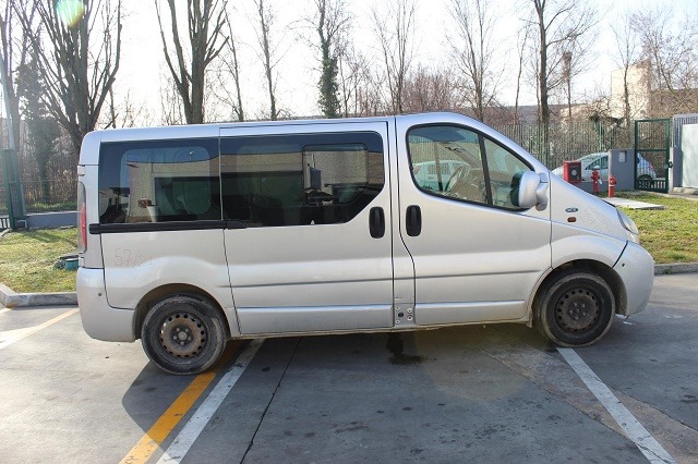 RENAULT TRAFIC 1.9 D 74KW 6M 5P (2006) RICAMBI IN MAGAZZINO