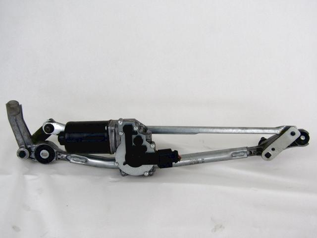 MOTORCEK PREDNJIH BRISALCEV OEM N. 6978263 ORIGINAL REZERVNI DEL BMW SERIE 3 BER/SW/COUPE/CABRIO E90/E91/E92/E93 (2005 -2009) DIESEL LETNIK 2006