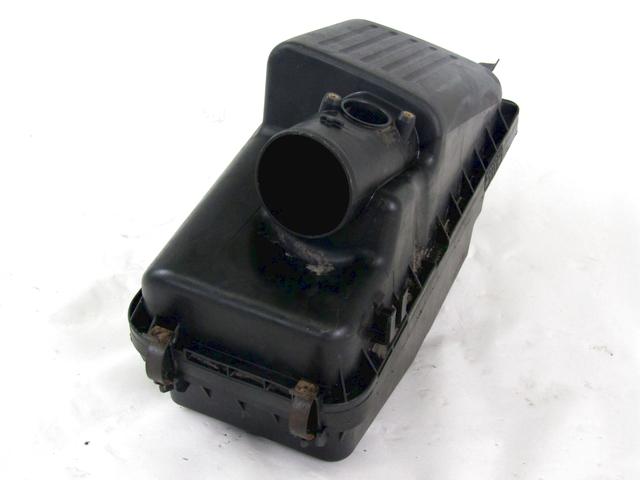 FILTAR ZRAKA OEM N. 1770027170 ORIGINAL REZERVNI DEL TOYOTA COROLLA VERSO E12 (2001 - 2004) DIESEL LETNIK 2002