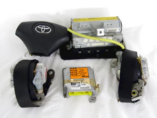 89170-13040 KIT AIRBAG TOYOTA COROLLA VERSO 2.0 D 66KW 5M 5P (2002) RICAMBIO USATO CENTRALINA MOTORE, PRETENSIONATORI CINTURE, AIRBAG VOLANTE, AIRBAG PASSEGGERO 73970-13030-C