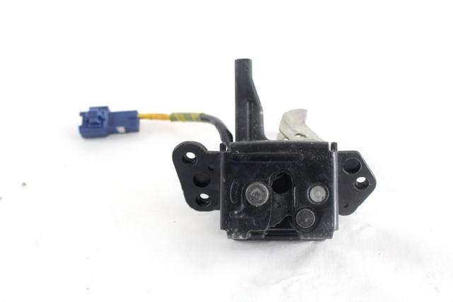 ZAKLEPANJE PRTLJA?NIH VRAT  OEM N. 693500D041 ORIGINAL REZERVNI DEL TOYOTA YARIS P9 MK2 R (2009 - 2011)BENZINA LETNIK 2010