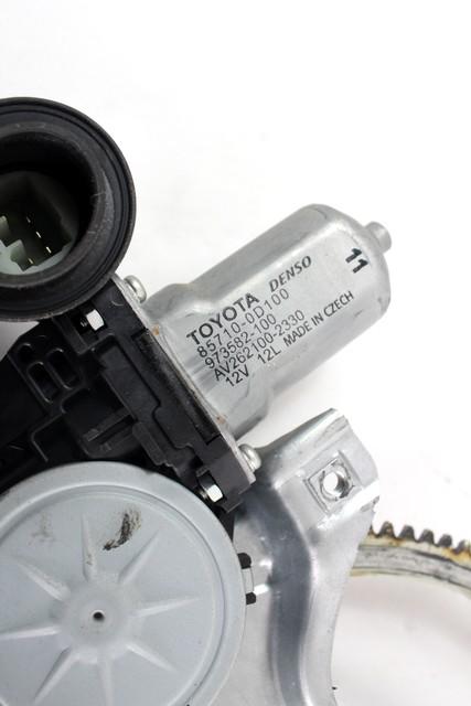 MEHANIZEM DVIGA SPREDNJIH STEKEL  OEM N. 19254 SISTEMA ALZACRISTALLO PORTA ANTERIORE ELETTR ORIGINAL REZERVNI DEL TOYOTA YARIS P9 MK2 R (2009 - 2011)BENZINA LETNIK 2010