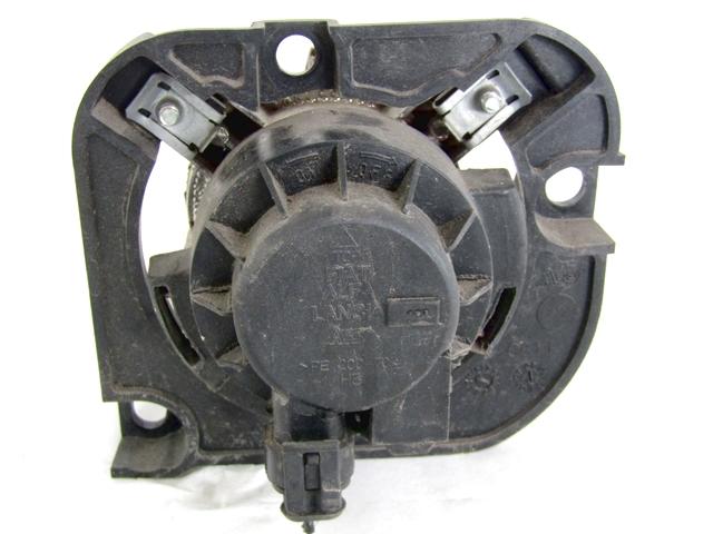 DESNA MEGLENKA OEM N. 51822888 ORIGINAL REZERVNI DEL FIAT 500 CINQUECENTO 312 MK3 (2007 - 2015) BENZINA/GPL LETNIK 2015