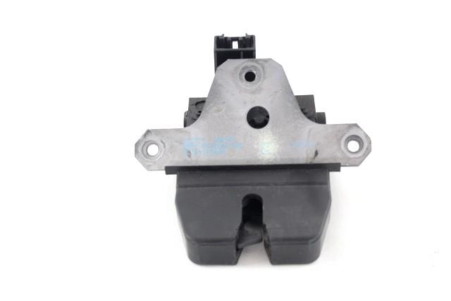 ZAKLEPANJE PRTLJA?NIH VRAT  OEM N. 8M51-R442A66-DA ORIGINAL REZERVNI DEL FORD FOCUS MK3 4P/5P/SW (2011 - 2014)DIESEL LETNIK 2011