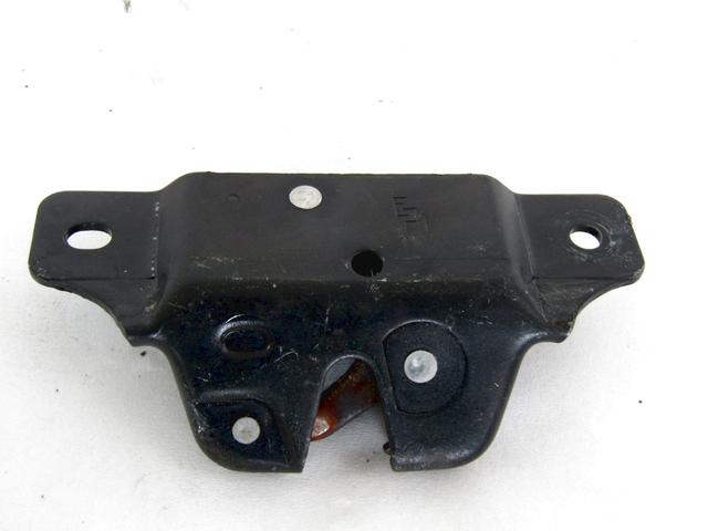 ZAKLEPANJE PRTLJA?NIH VRAT  OEM N. 871951 ORIGINAL REZERVNI DEL PEUGEOT 206 PLUS T3E 2EK 2AC (2009 - 2012) BENZINA/GPL LETNIK 2010