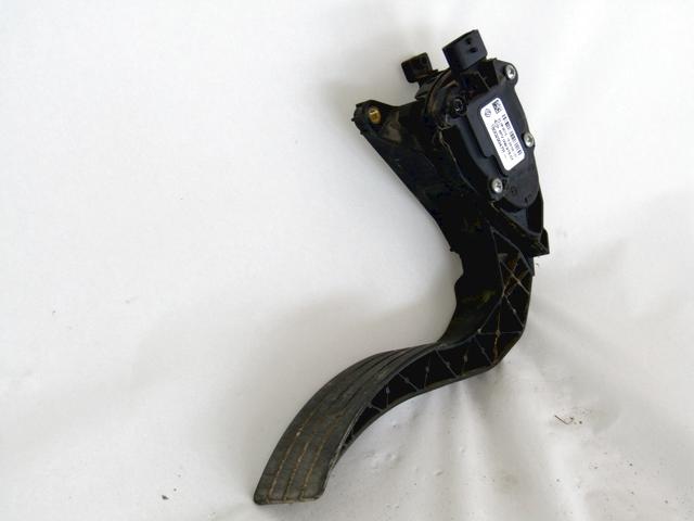 PEDALI OEM N. 180029347R ORIGINAL REZERVNI DEL RENAULT CLIO BH KH MK4 (2012 - 2019)DIESEL LETNIK 2013