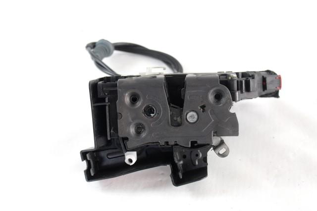 CENTRALNO ZAKLEPANJE PREDNIH LEVIH VRAT OEM N. 30799308 ORIGINAL REZERVNI DEL VOLVO C30 533 (2006 - 2012)DIESEL LETNIK 2011