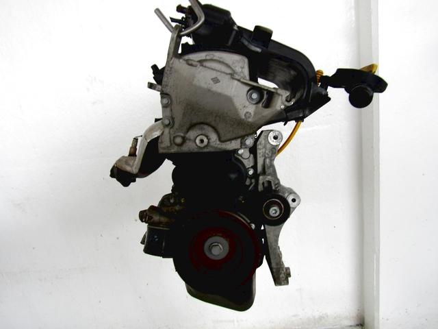 MOTOR OEM N. D4FD7 19045 ORIGINAL REZERVNI DEL RENAULT CLIO BR0//1 CR0/1 KR0/1 MK3 R (05/2009 - 2013) BENZINA/GPL LETNIK 2011