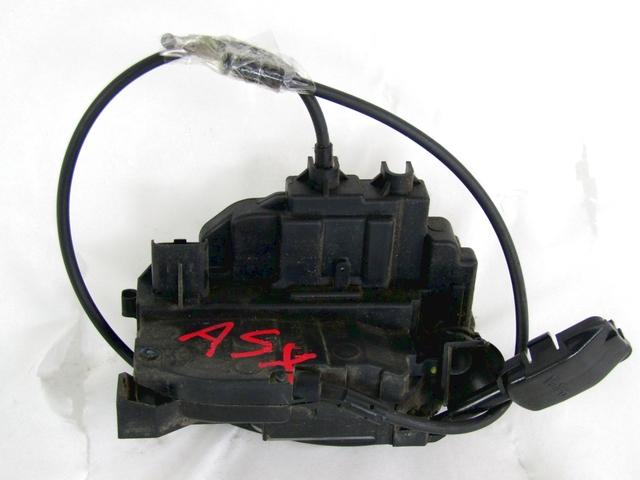 CENTRALNO ZAKLEPANJE PREDNIH LEVIH VRAT OEM N. 8200300123 ORIGINAL REZERVNI DEL RENAULT CLIO BR0//1 CR0/1 KR0/1 MK3 R (05/2009 - 2013) BENZINA/GPL LETNIK 2011