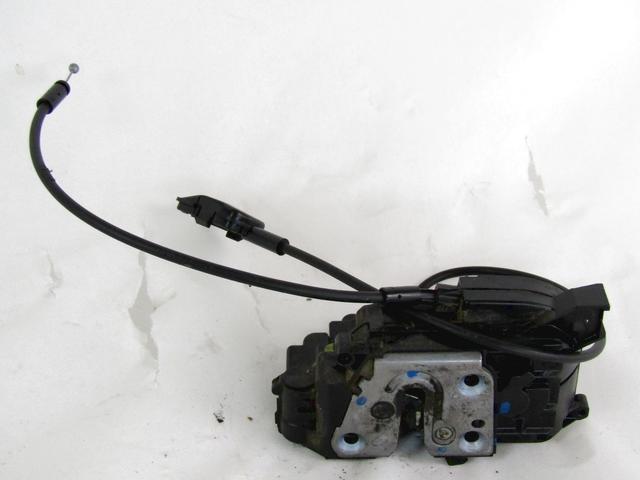 CENTRALNI ZAKLEP SPREDNJIH VRAT  OEM N. 8200300125 ORIGINAL REZERVNI DEL RENAULT CLIO BR0//1 CR0/1 KR0/1 MK3 R (05/2009 - 2013) BENZINA/GPL LETNIK 2011